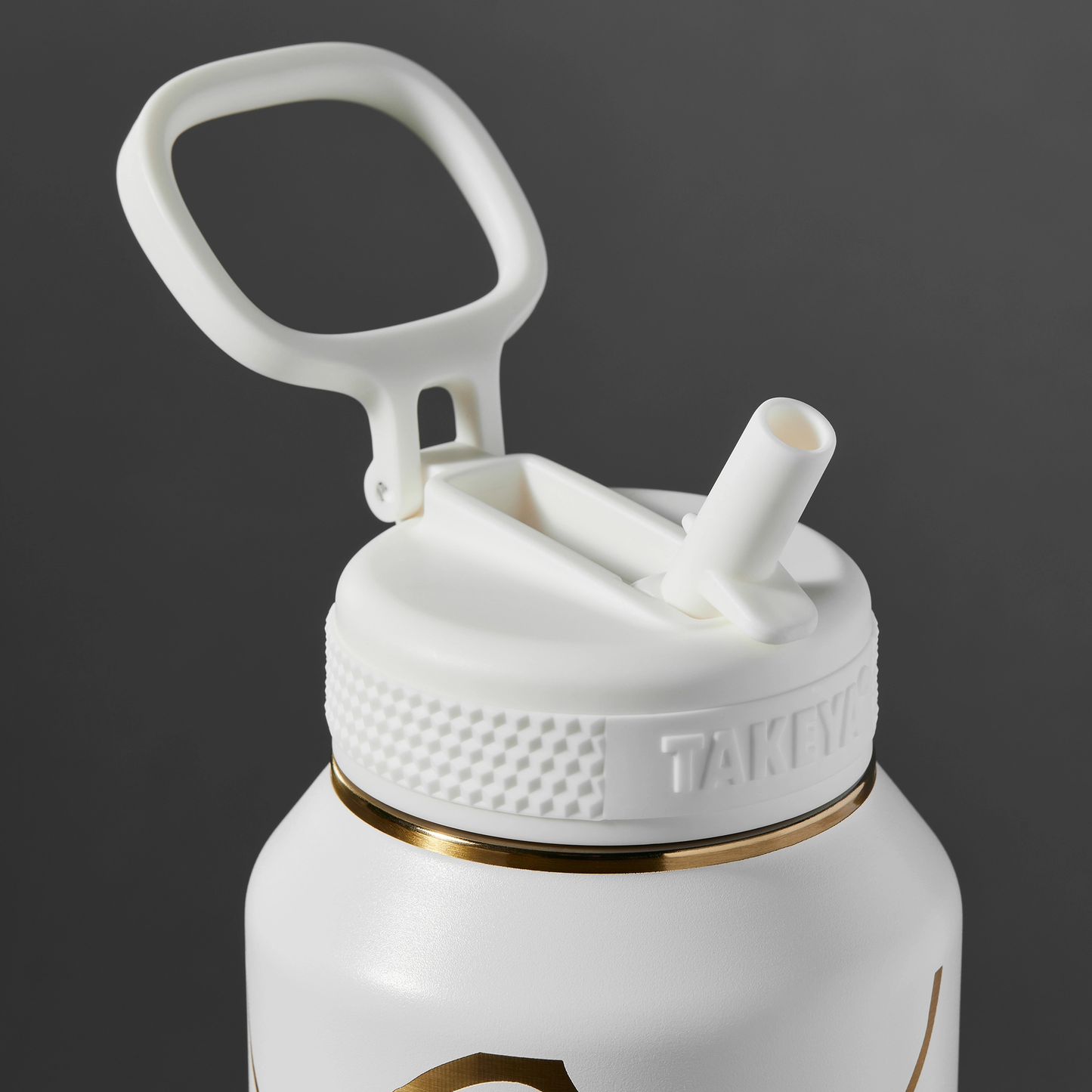 kintsugi-water-bottle-with-straw-lid-g5 51389-TK_HO25_Kintsugi_Takeya9271.png