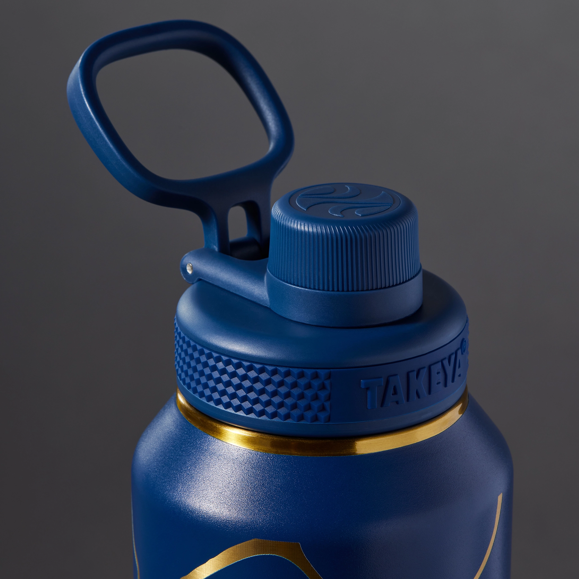 kintsugi-water-bottle-with-spout-lid-i3 51390-TK_HO25_Kintsugi_Takeya9266.png
